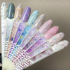 Nagelbasis mit Glitzer