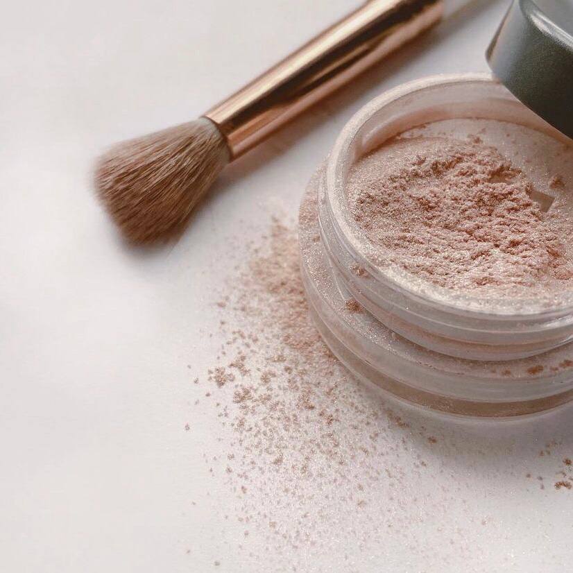 Акриловая пудра для ногтей