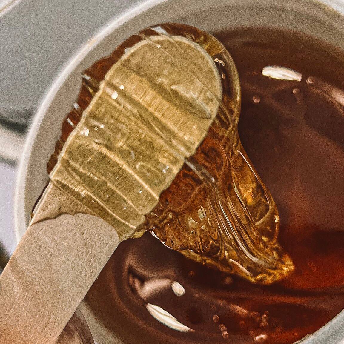 Как правильно подготовиться к восковой депиляции