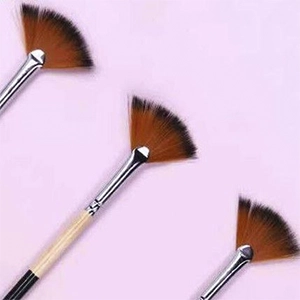 кисти веерные